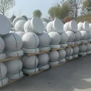 六盘水 白麻花岗岩石材圆球，石球，挡车球，隔离球，景观石球，风水球等