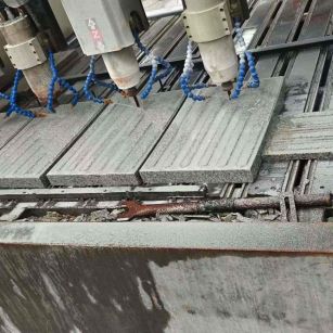 六盘水 芝麻白花岗岩荔枝面盲道雕刻