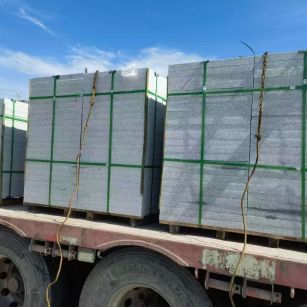 六盘水 芝麻白花岗岩地铺石装车日常