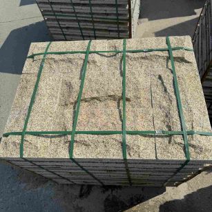 六盘水 黄金麻花岗岩石材自然面蘑菇石成品