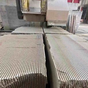 六盘水 车间生产日常，黄金麻白麻花岗岩