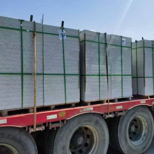 六盘水芝麻白花岗岩出货日常地铺石