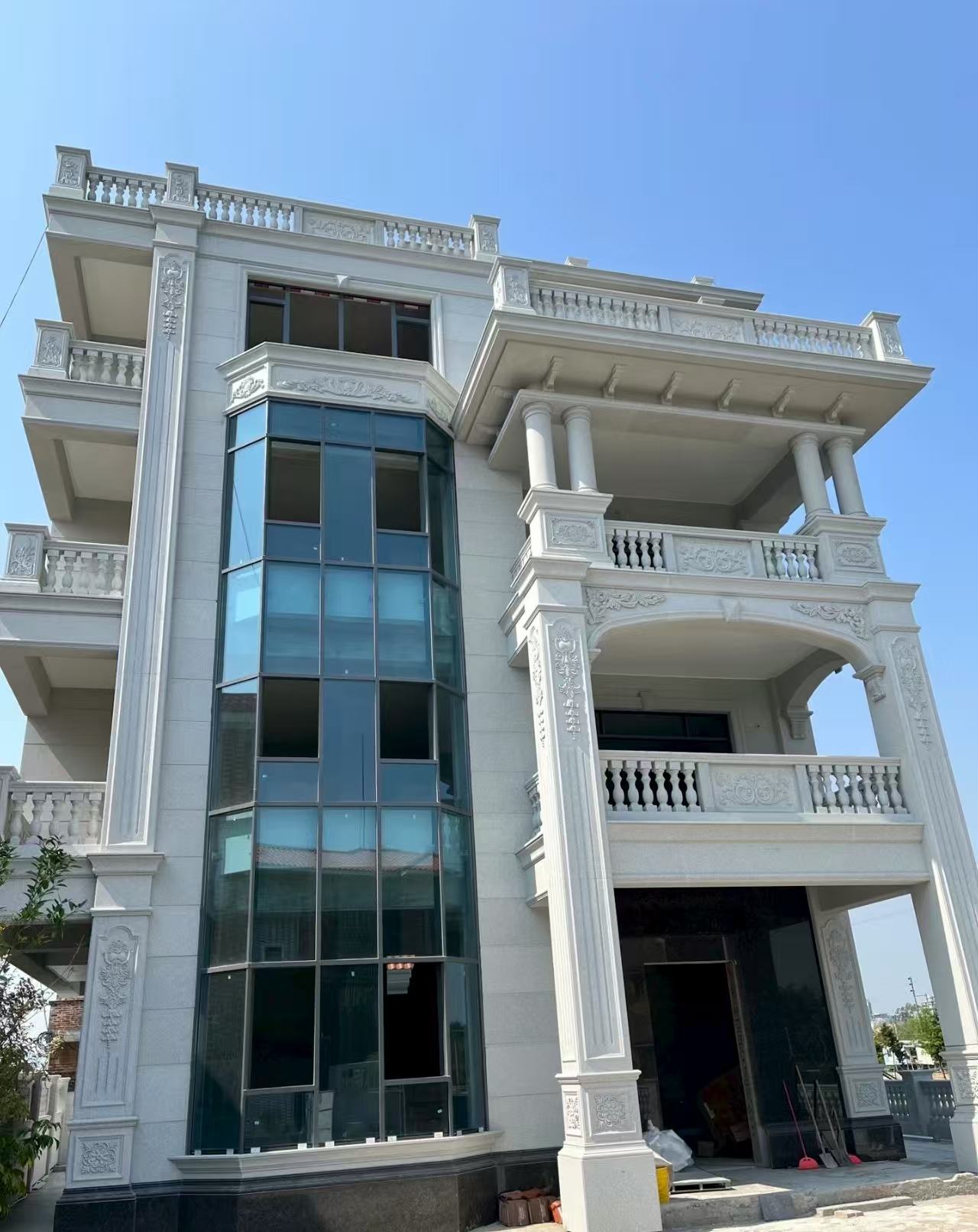 六盘水 白麻花岗岩别墅外墙干挂效果展示