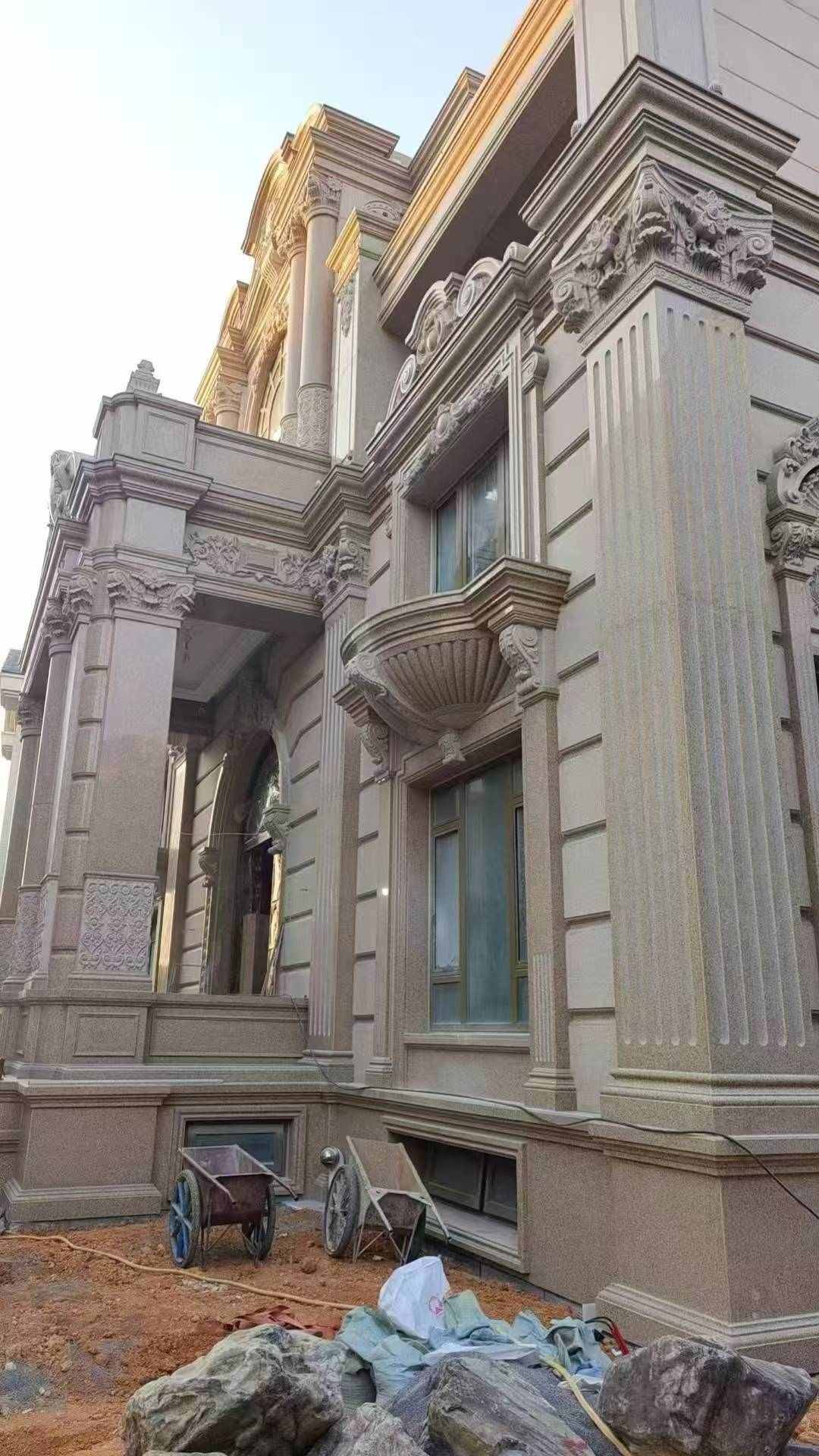 六盘水 黄金麻花岗岩光面别墅外墙干挂施工完成