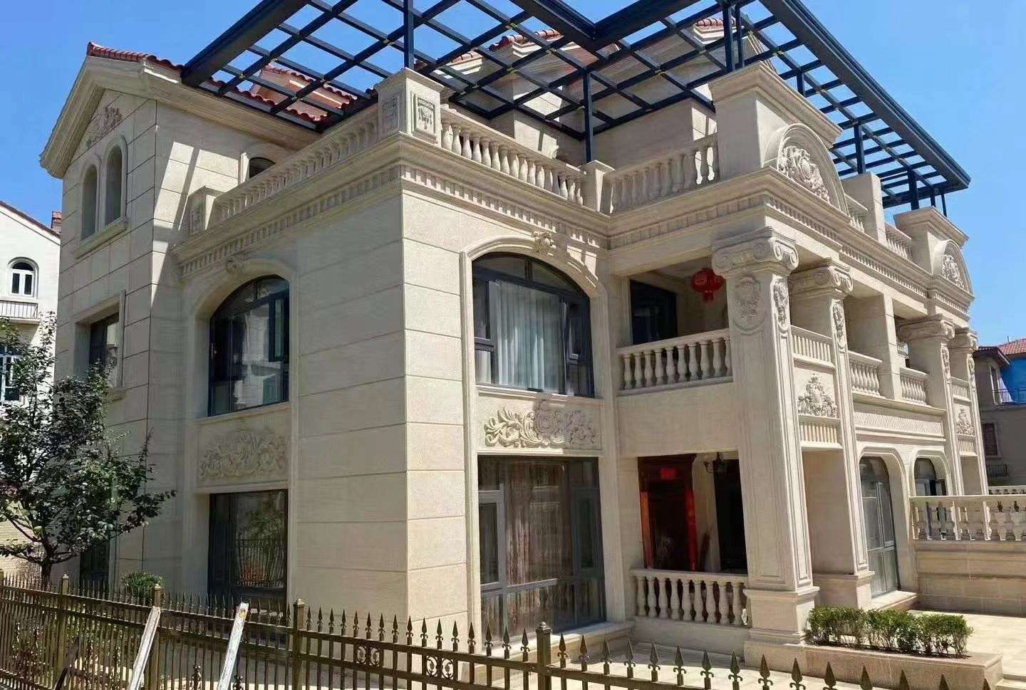 六盘水 黄金麻花岗岩荔枝面别墅外墙干挂