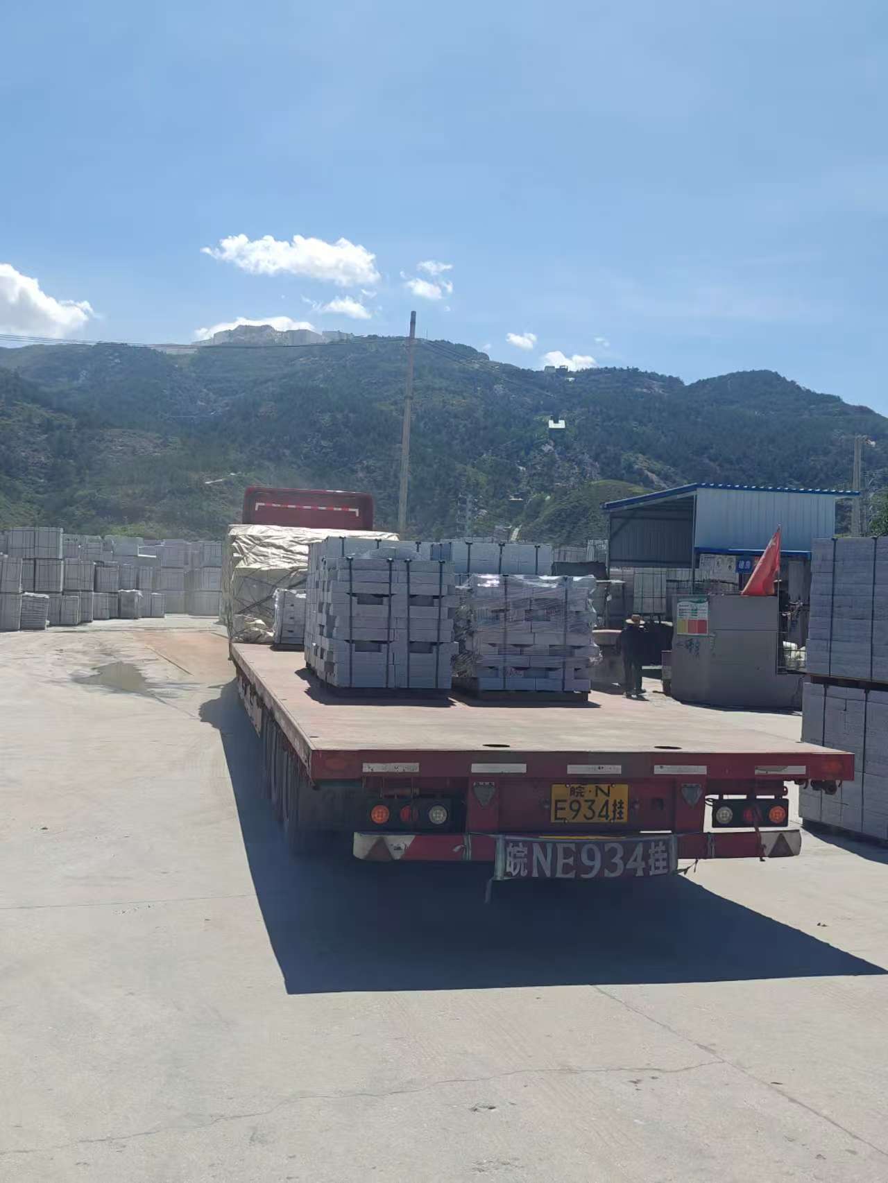 六盘水 芝麻白仿形路沿石，直形路沿石