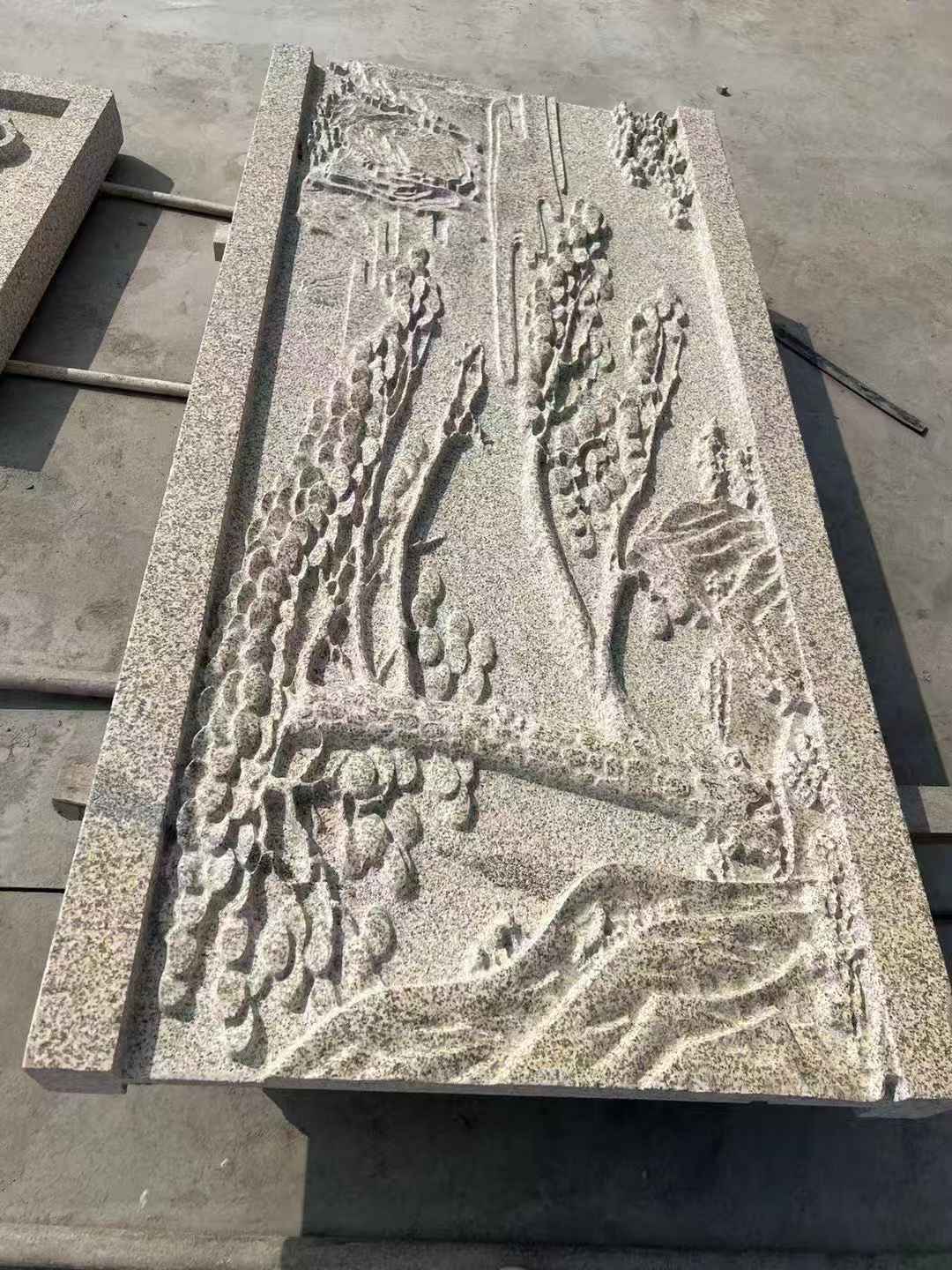 六盘水 黄金麻雕刻板浮雕迎客松