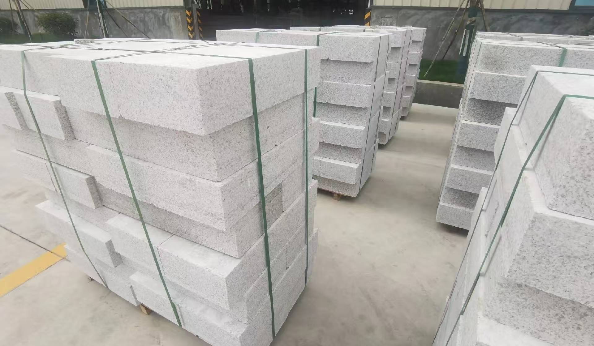 六盘水 白麻花岗岩路沿石，立缘石，平缘石，路牙石，道牙石，马路牙子等