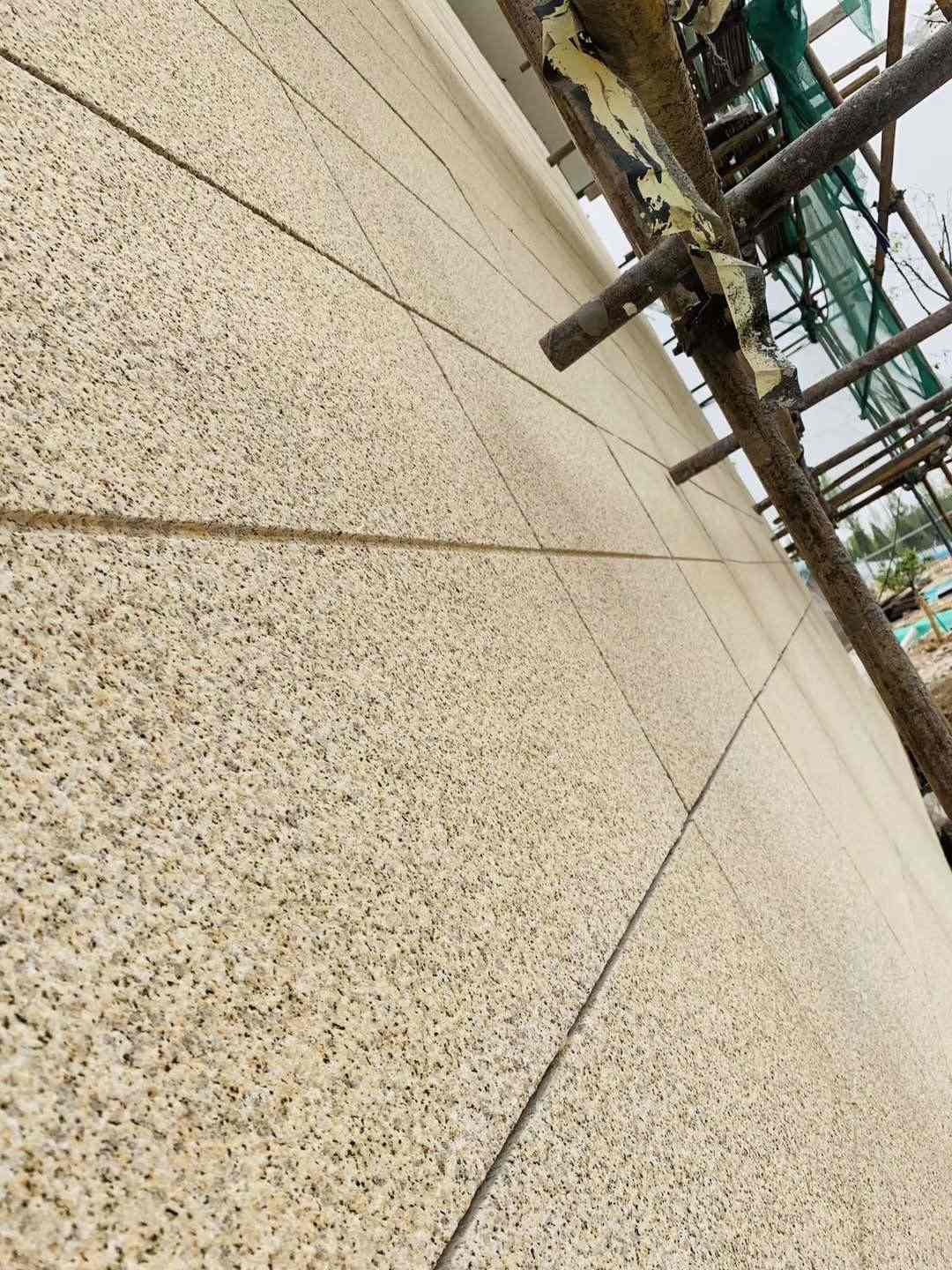 六盘水 黄金麻花岗岩荔枝面外墙干挂石材效果示例