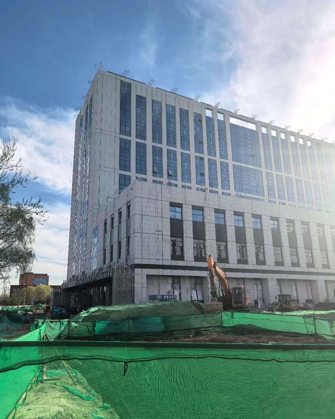 六盘水 白麻花岗岩石材外墙干挂