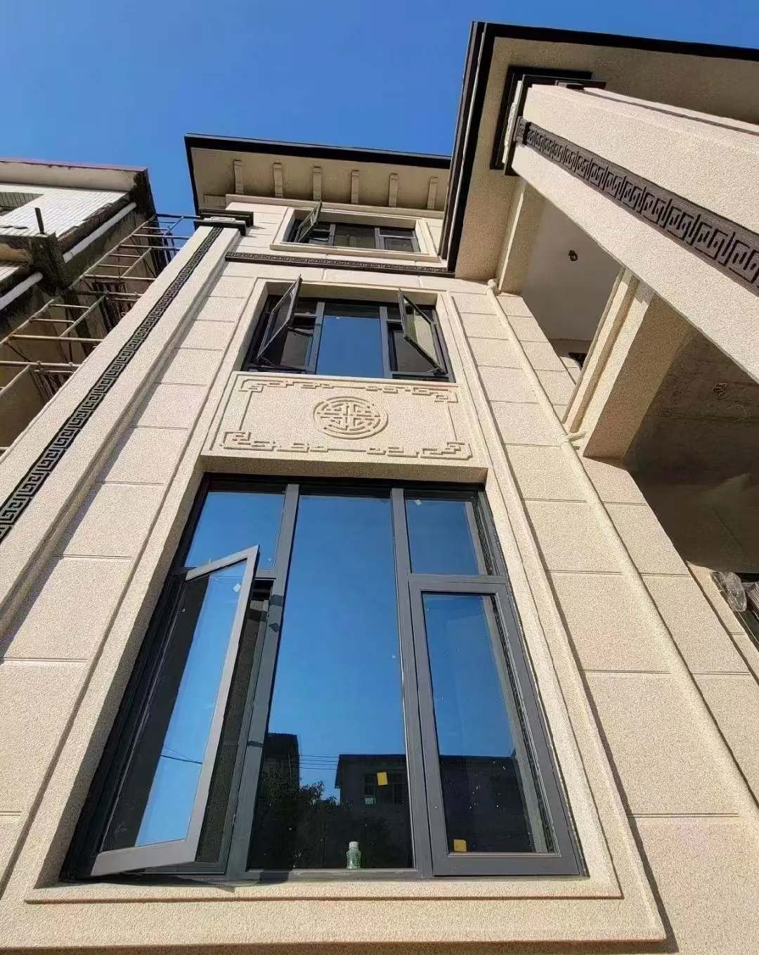 六盘水 黄金麻荔枝面别墅外墙干挂效果展示